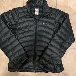 Patagonia Black Puffer Jacket with Purple Logo Accent XS